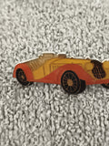 Pin's vintage voiture ancienne rouge jaune, émaillé, oldtimer auto rétro (Ref 9)
