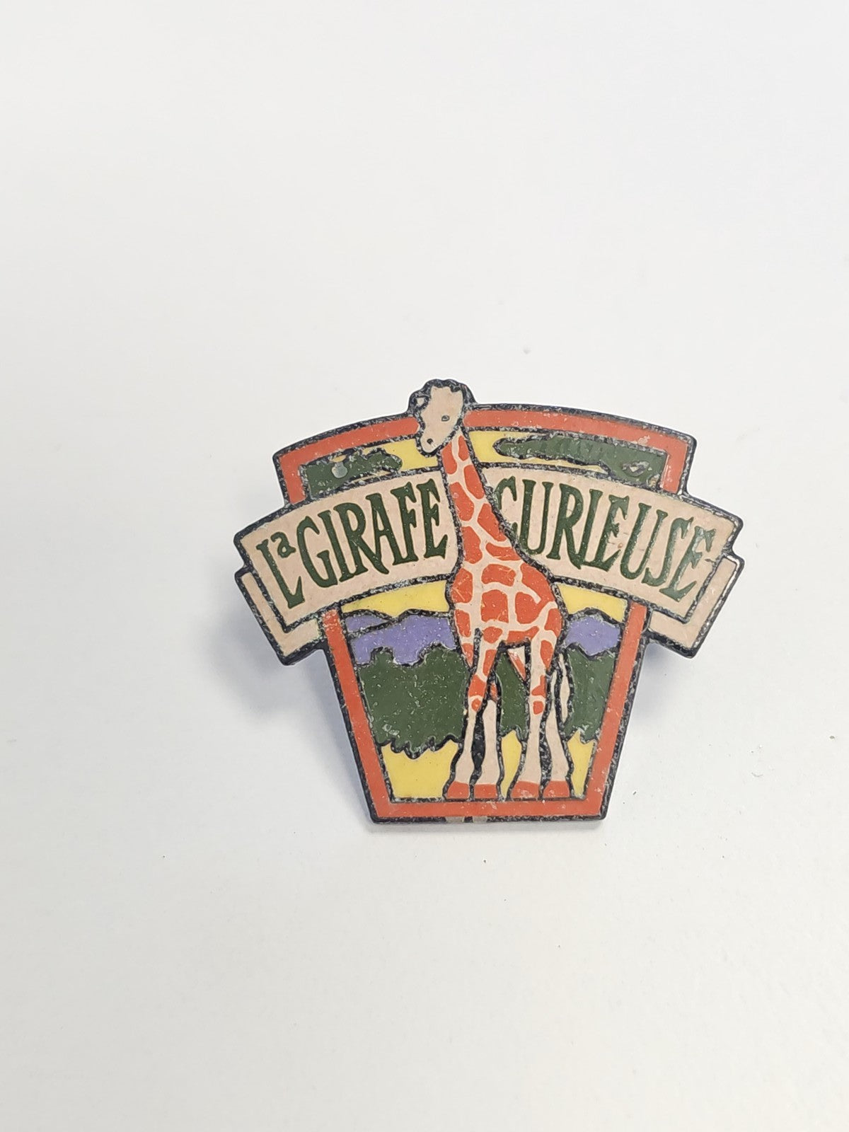 Pin's vintage ancien girafe curieuse rétro collection badge original animal