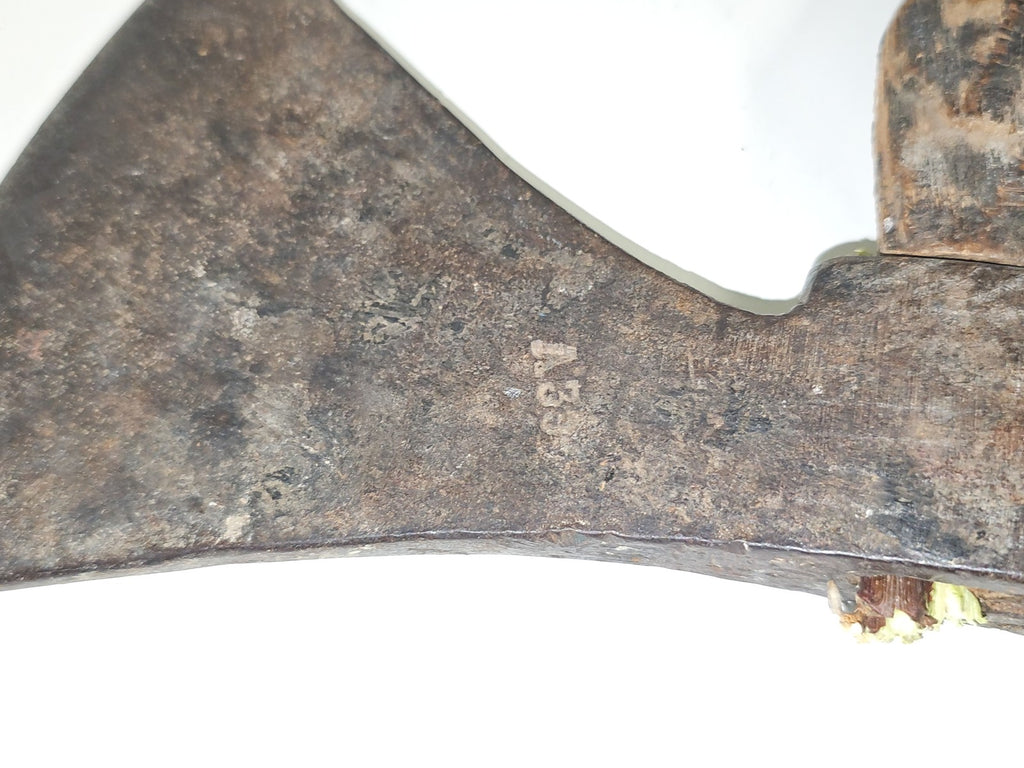Hache ancienne signée XIXe, outil vintage rare de bûcheron, collection rétro