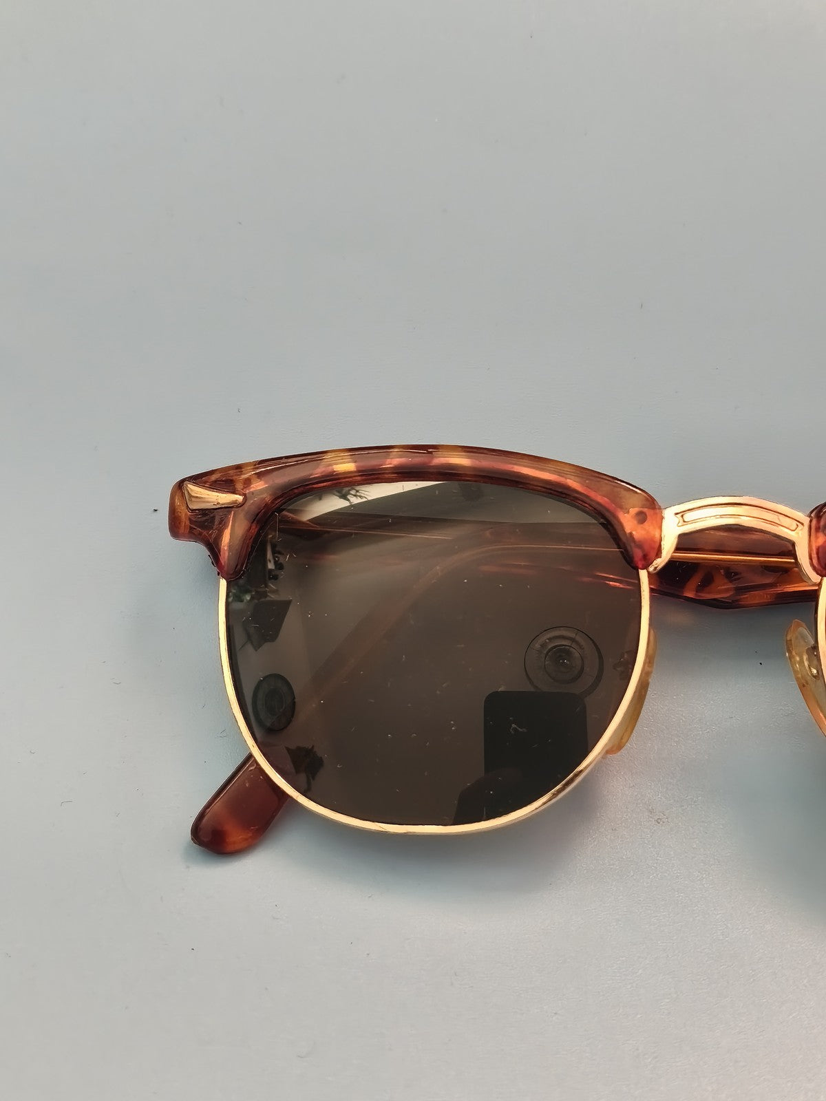 Paire de lunettes de soleil Roget & Gallet authentiques, accessoire élégant unis