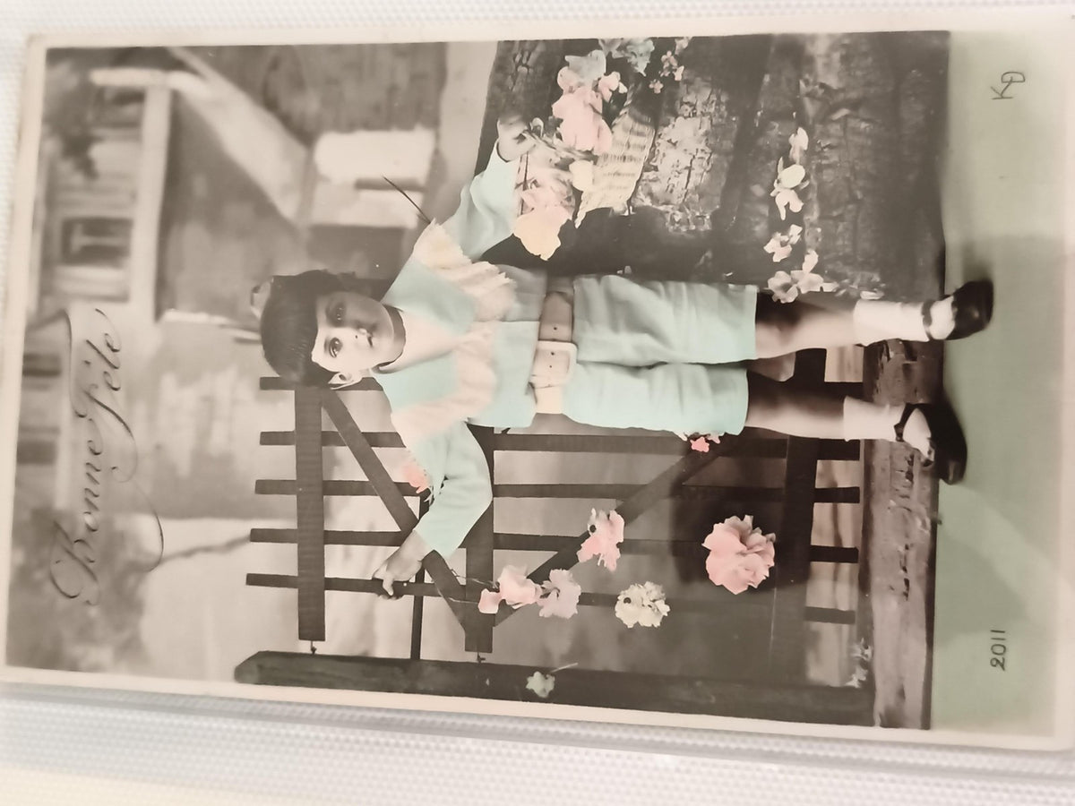 Carte postale ancienne Bonne Fête garçon colorisée début XXe CPA vintage