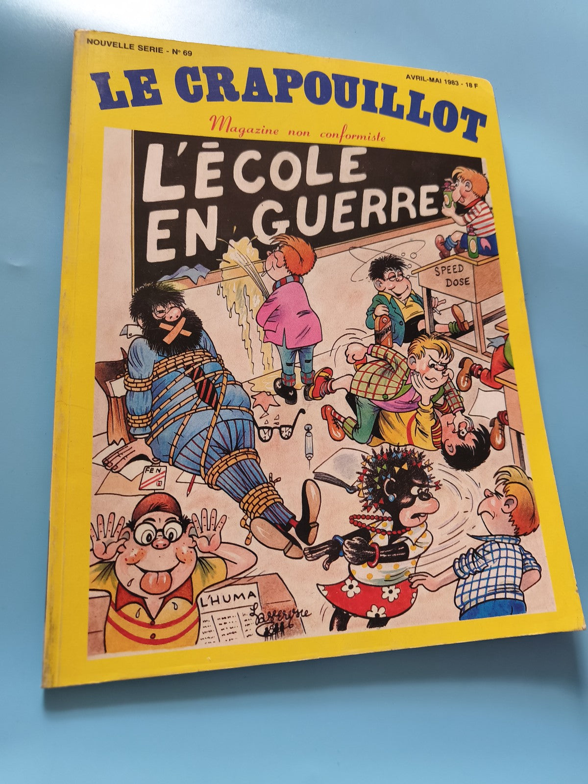 Magazine ancien Les Crapouillots vintage collection rétro presse française