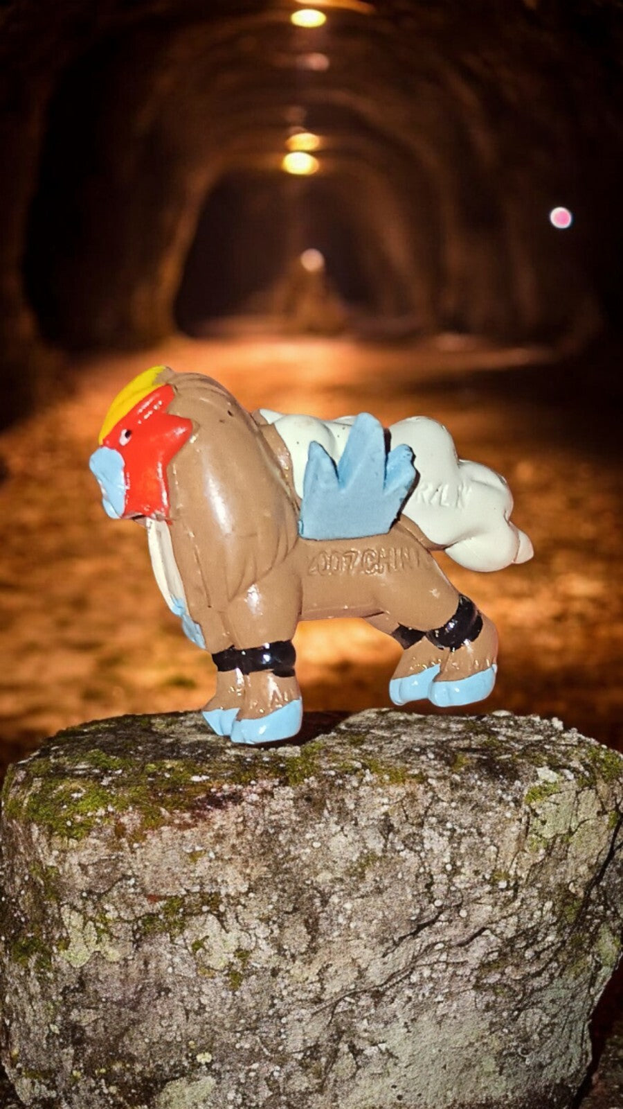 Figurine Pokémon Entei 2005 PVC marron vintage jouet rare