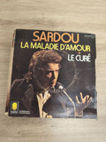 Vinyle 45T Sardou La Maladie d'Amour / Le Curé pochette photo couleur