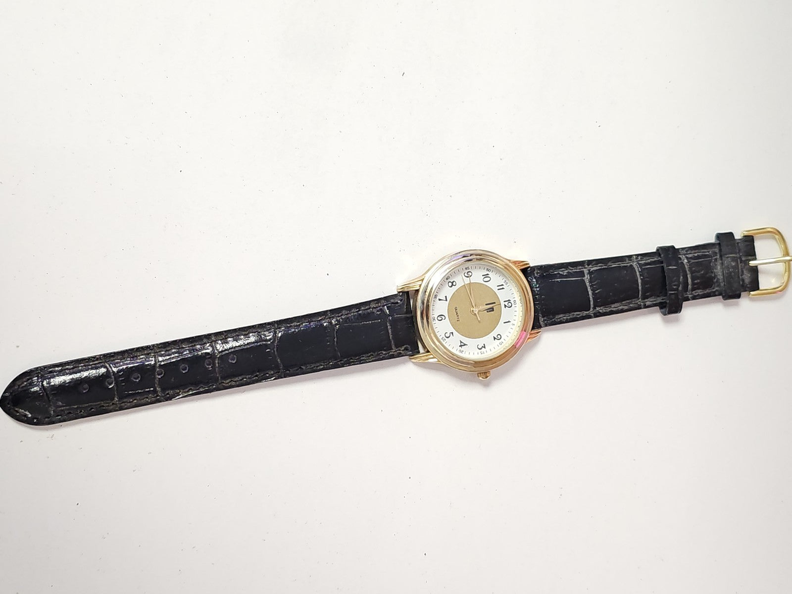 Montre femme Lip authentique, montre-bracelet élégante, fonctionne parfaitement