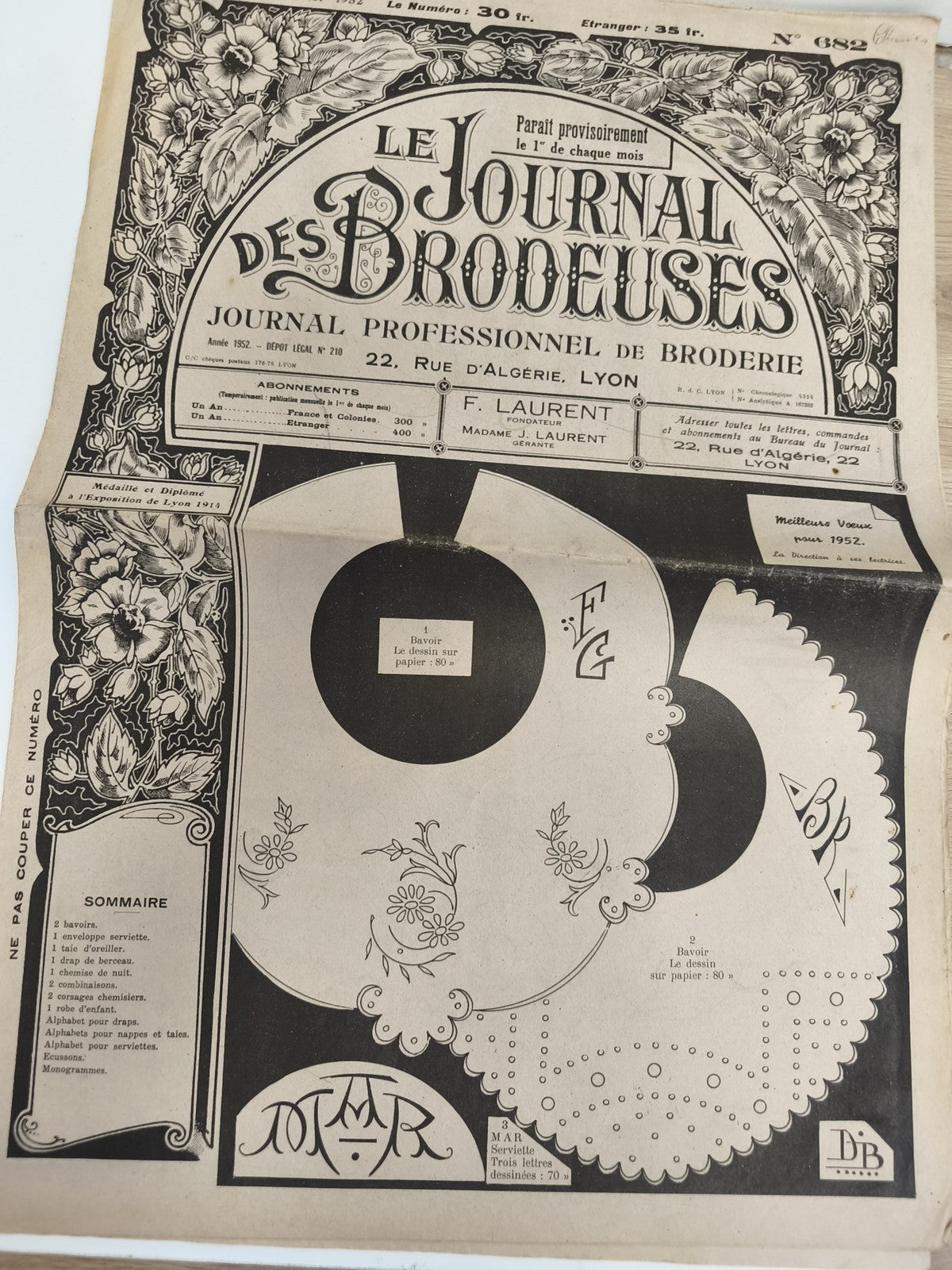 Journal ancien broderie 1952 Le Journal des Brodeuses Lyon motif vintage