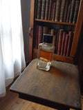 Miniature parfum vintage flacon ancien rétro carré bouchon noir déco