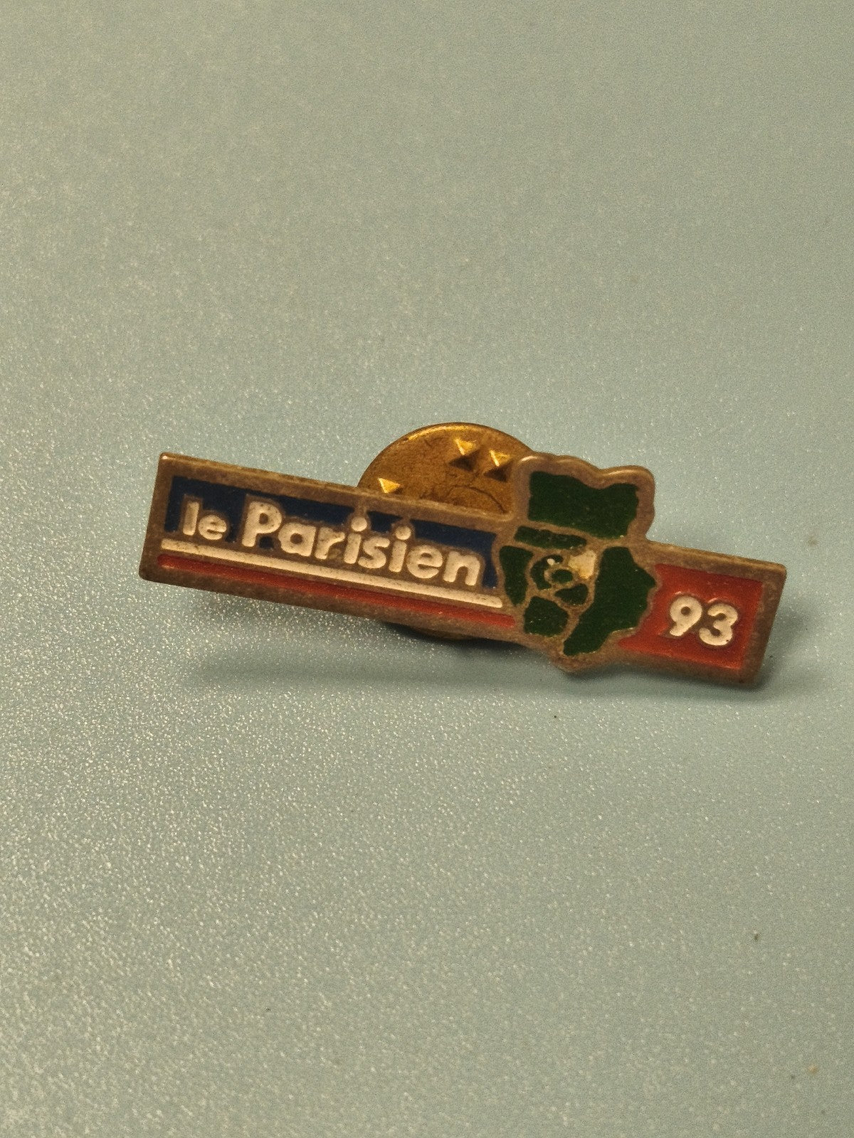 Vintage pin's Le Parisien 93 tricolore, collection presse ancienne