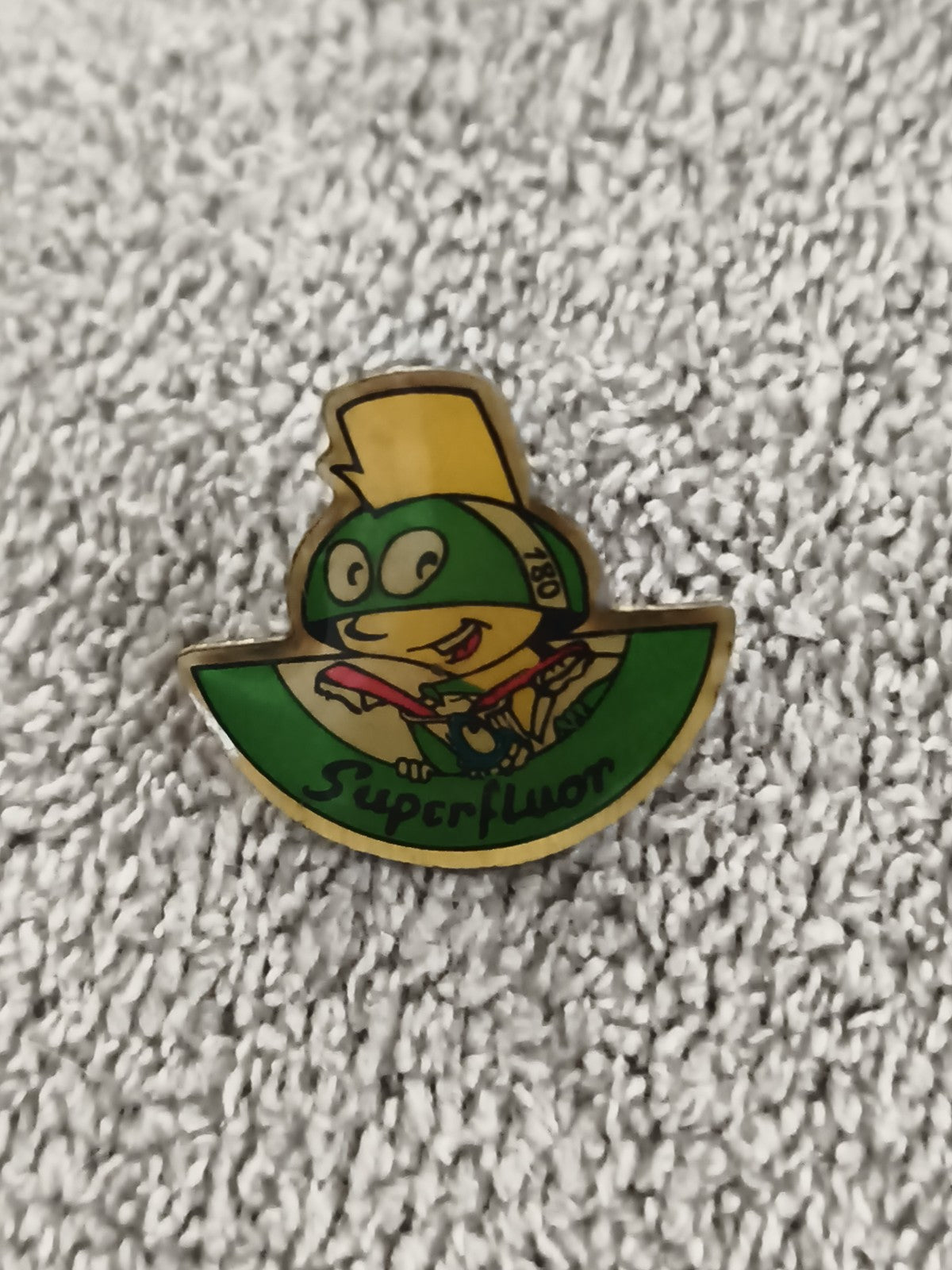 Pin's vintage Superfluor grenouille verte émail, badge publicitaire années 90 (R