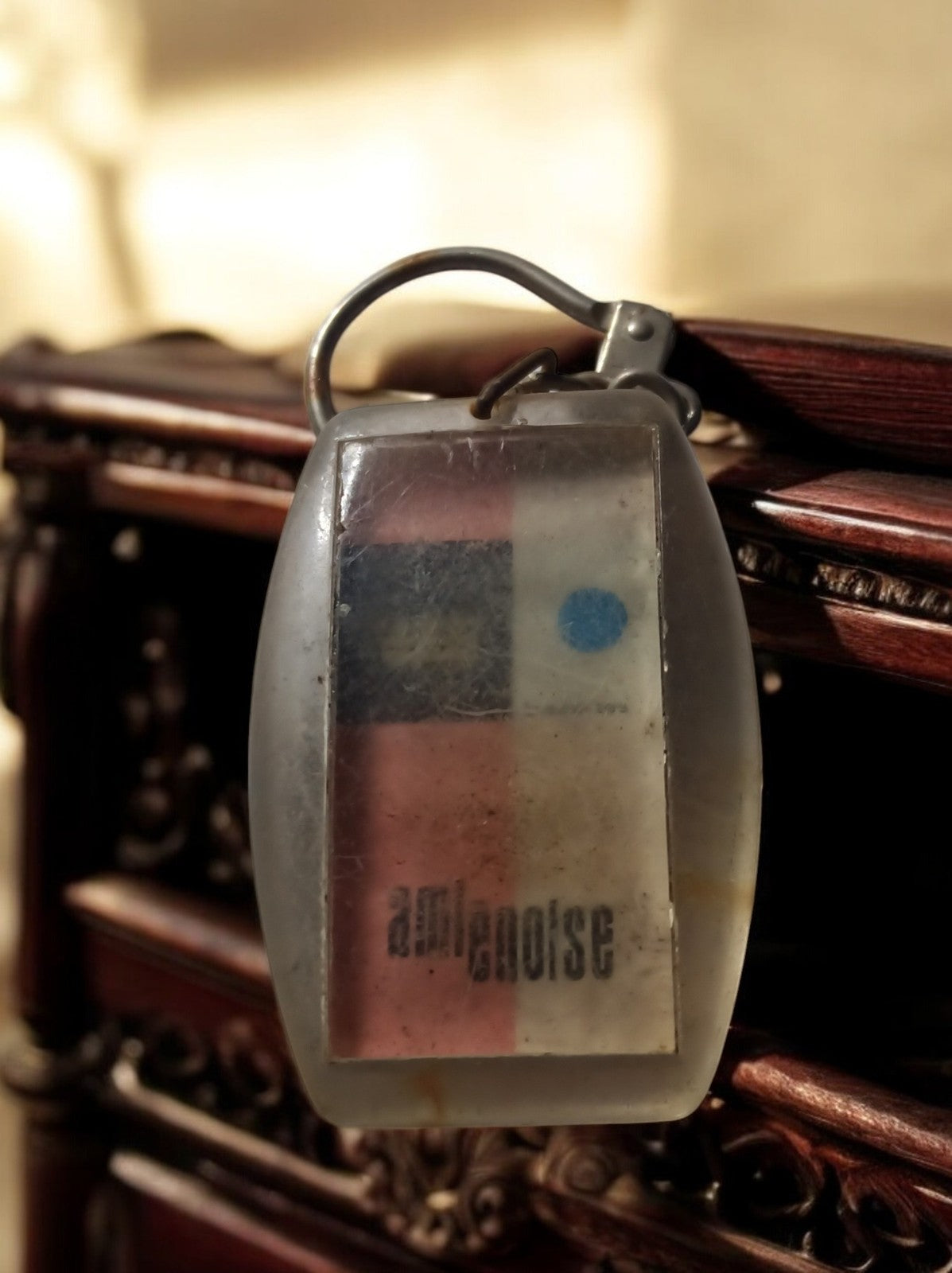Porte-clés vintage publicitaire Amienoise rétro translucide années 70