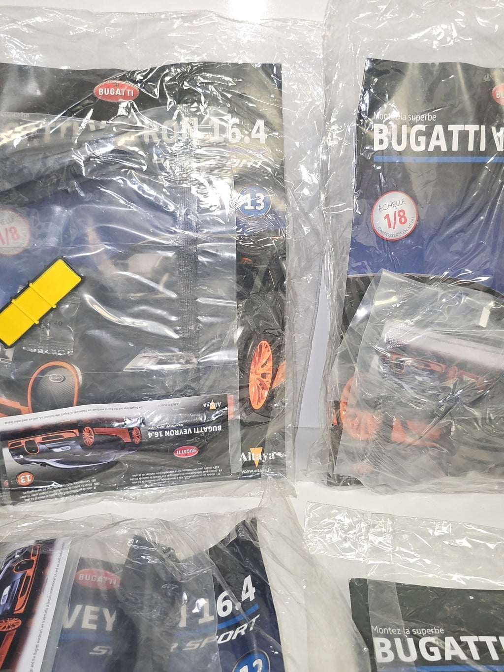 Bugatti Veyron 16.4 Super Sport lot fascicules + pièces 1:8 modèle neuf Bugatti