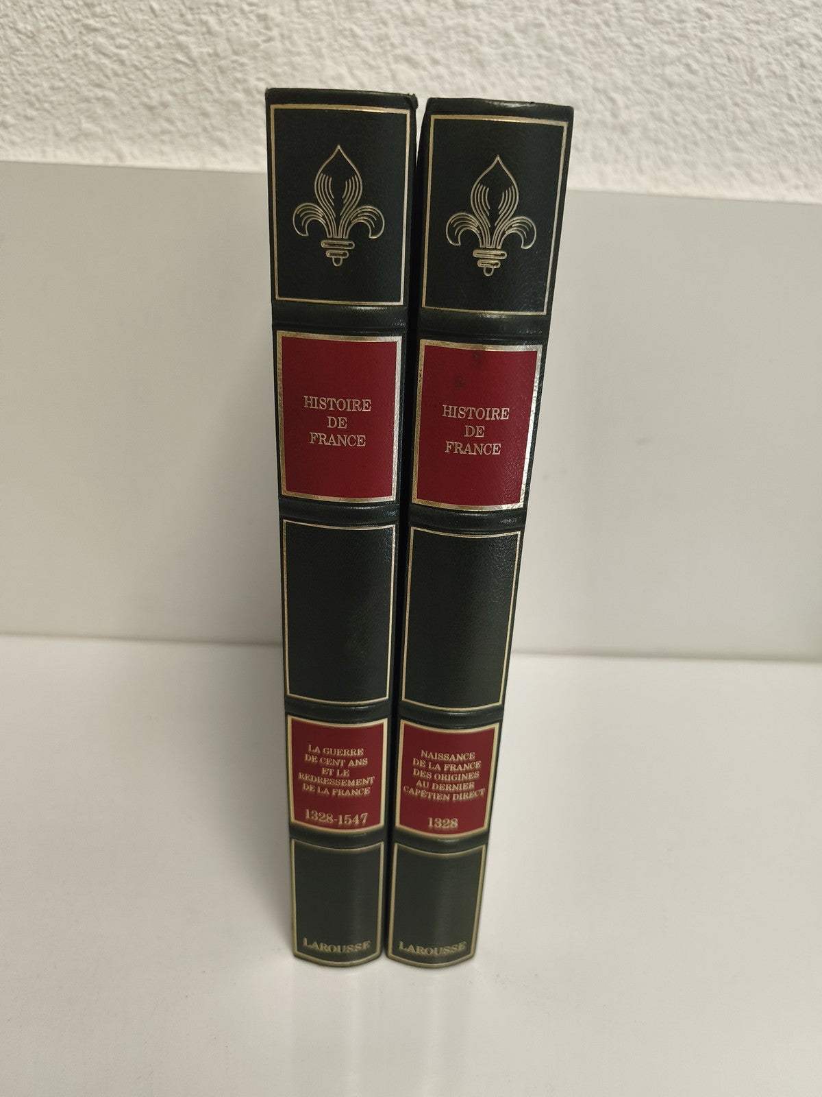 Lot 2 livres Histoire de France Larousse reliés ancien, tranches dorées
