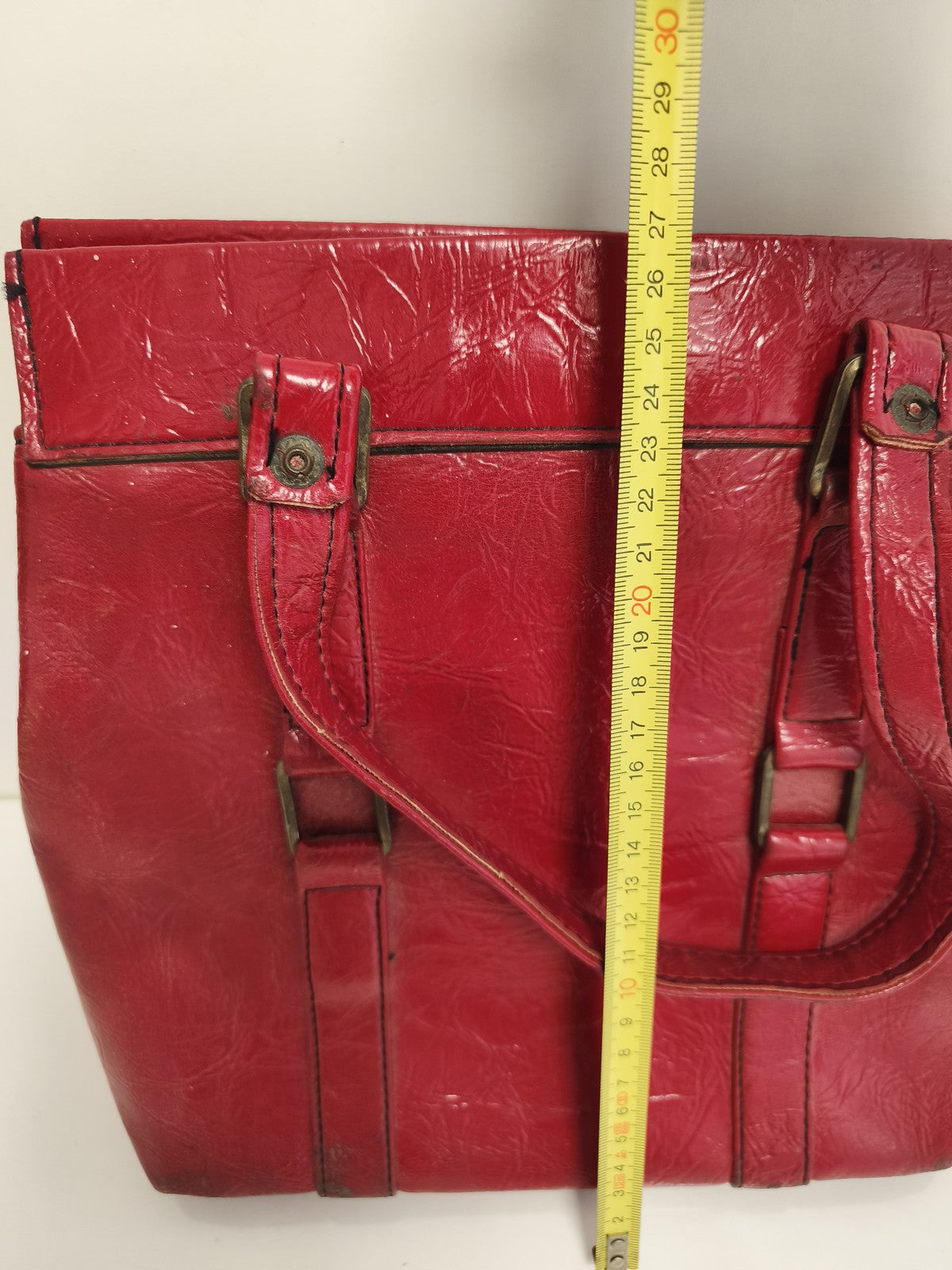 Sac à main ancien rouge cuir vintage, sac cabas rétro femme