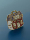 Pin's vintage maison école badge rétro éducation scolaire ancien