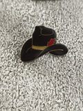 Pin's vintage chapeau cowboy noir doré rouge western (Ref 10) badge rétro