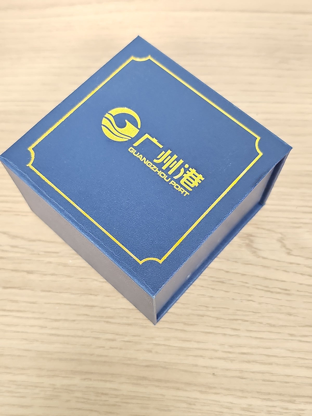 Boîte publicitaire vintage Guangzhou Port bleu, coffret ancien Chine