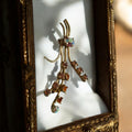 Broche vintage Fanrak fleur strass doré style rétro, bijou ancien élégant