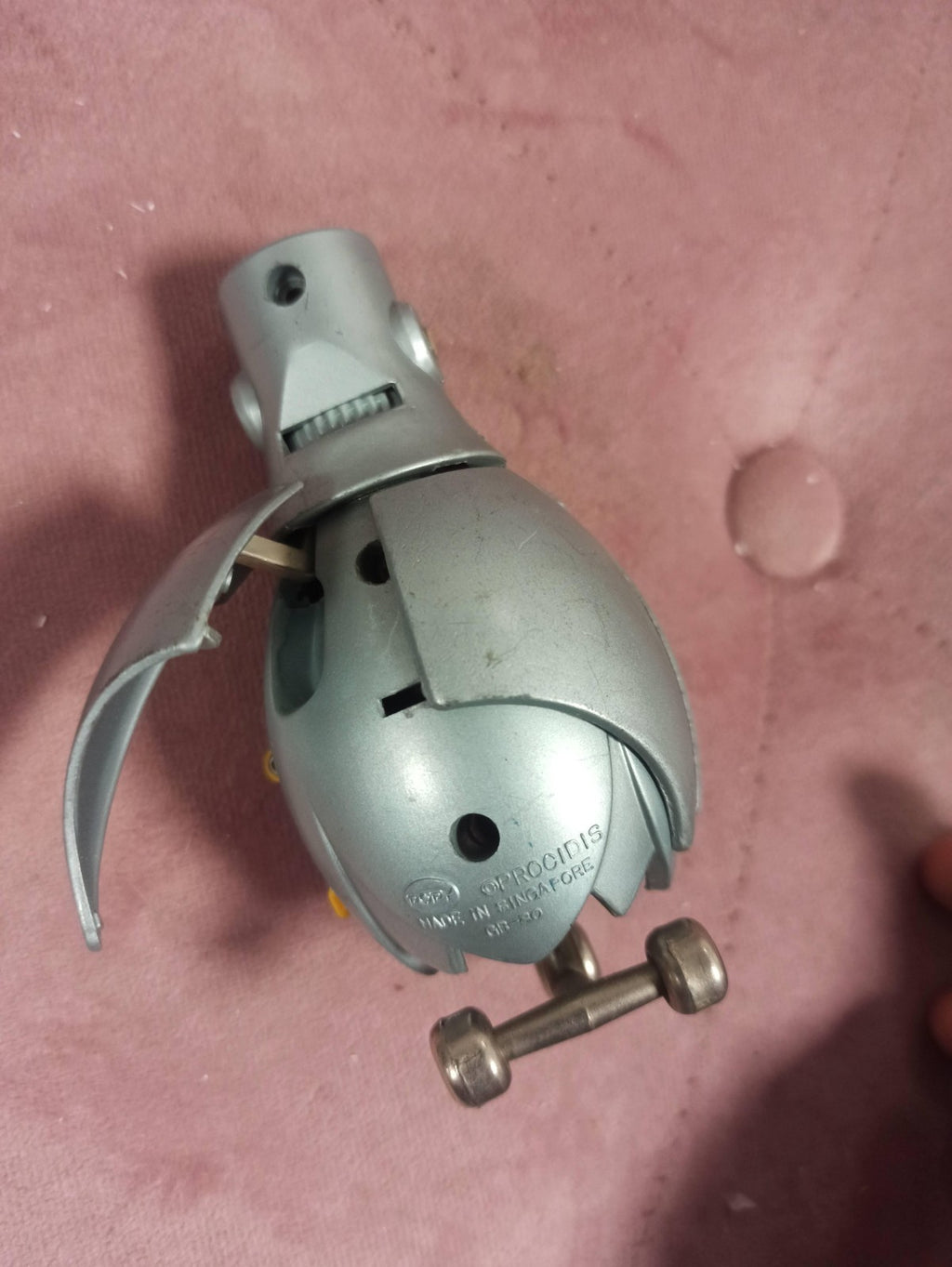Robot jouet vintage METRO rétro argenté plastique métal ancien