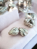 Paire boucles d’oreilles vintage bombées argenté rétro années 80 clip élégant