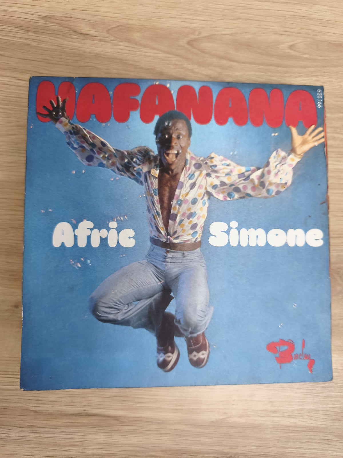 Vinyle 45 tours Afric Simone MAFANANA pochette bleue illustrée (Ref 1)
