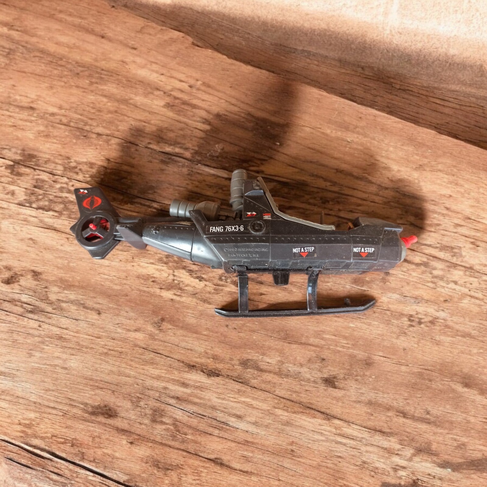 Hélicoptère vintage Cobra FANG Gi Joe Hasbro noir – pièces originales