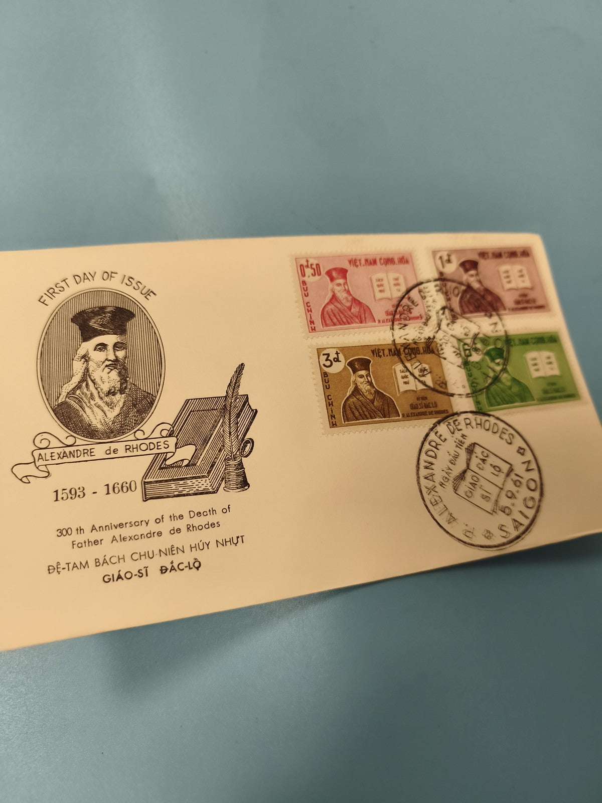 Ancienne enveloppe FDC Vietnam Alexandre de Rhodes timbres commémoratifs