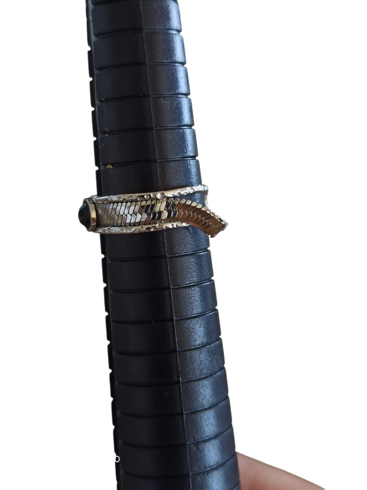 Bague rétro argentée pierre noire facettée vintage années 80 fantaisie T55
