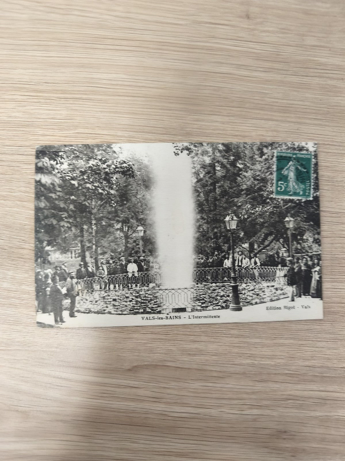 Ancienne carte postale Vals-les-Bains L?Intermittente, CPA vintage France