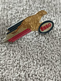 Pin's vintage ESSO guépard doré, logo émaillé, années 80-90 (Ref 10)