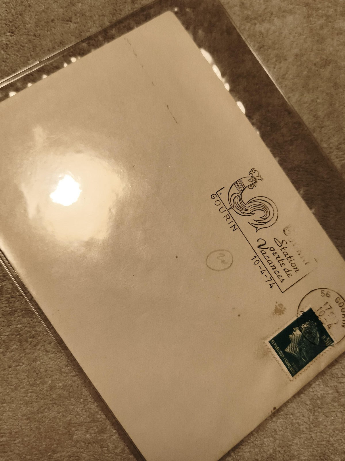 Carte postale Gourin coq oblitération 1974 timbre Marianne philatélie (Ref 27)