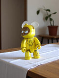 Figurine Qee Artoyz jaune n°3 art toy designer urban vinyl