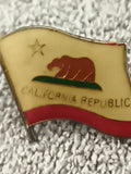 Pin's drapeau California Republic vintage ours étoile émaillé USA (Ref 3)