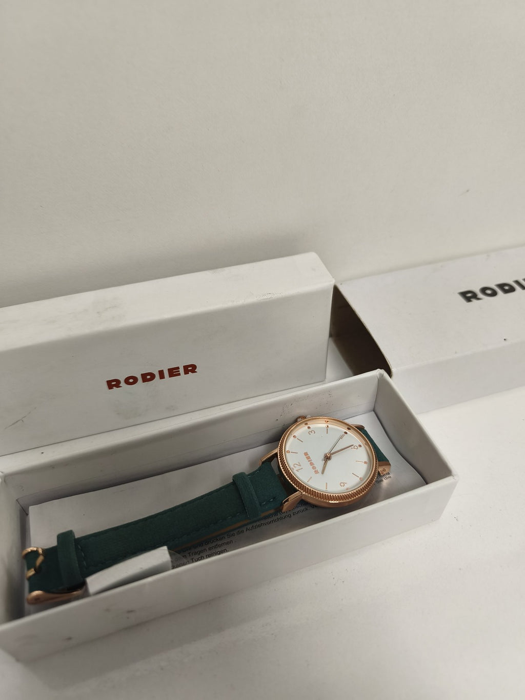 Montre femme Rodier avec boîte d'origine, montre-bracelet élégante occasion