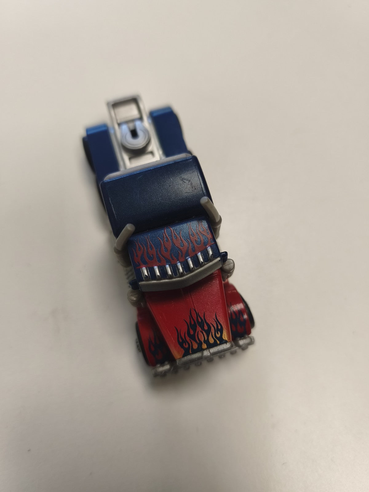 Hasbro Transformers Optimus Prime Camion Semi-remorque Jouet Articulé Occasion