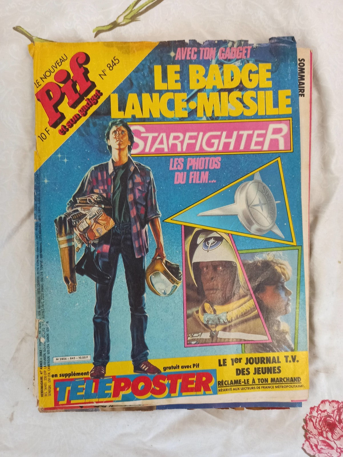 Magazine Pif Gadget n°845 vintage badge missile Starfighter années 80 rétro