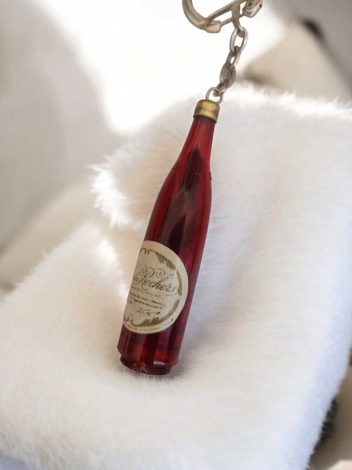 Porte-clés bouteille vin rouge ancien vintage rétro publicitaire déco