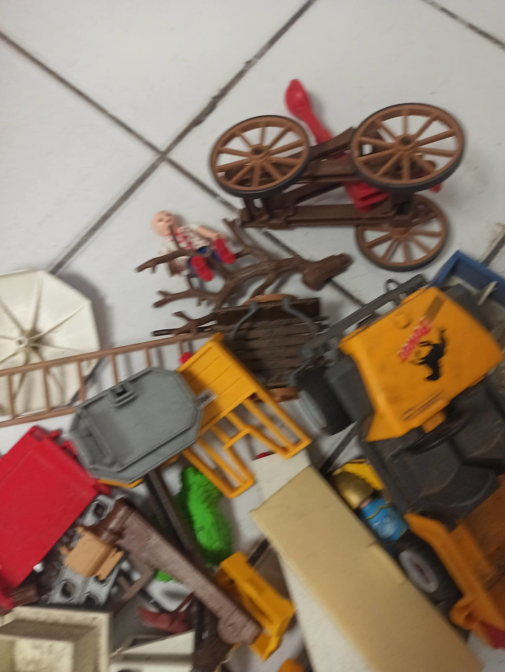 Lot Playmobil ancien vintage, vrac figurines accessoires rétro collection jouet