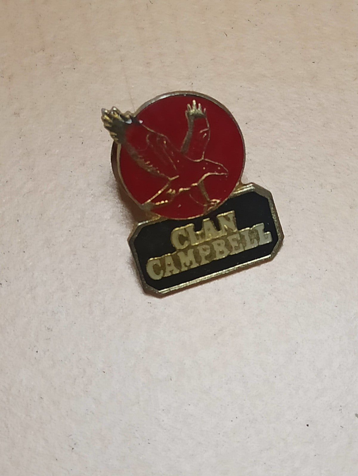 Pin's Clan Campbell vintage whisky écusson rétro badge ancien