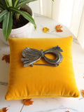 Broche vintage métal ruban noué gris foncé ? Bijou fantaisie ancien