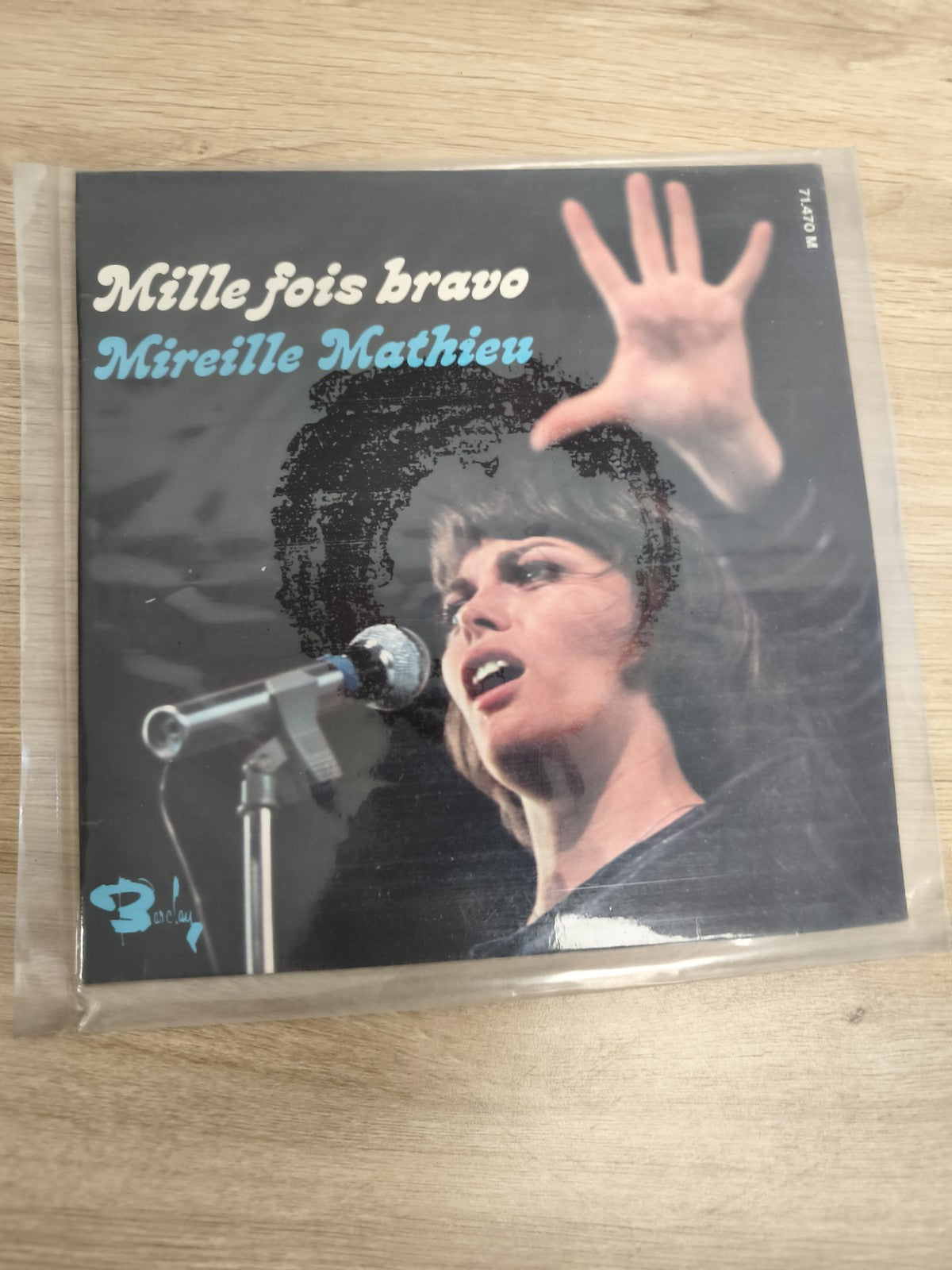 Vinyle 45T Mireille Mathieu Mille fois bravo pochette photo micro (Ref 6)