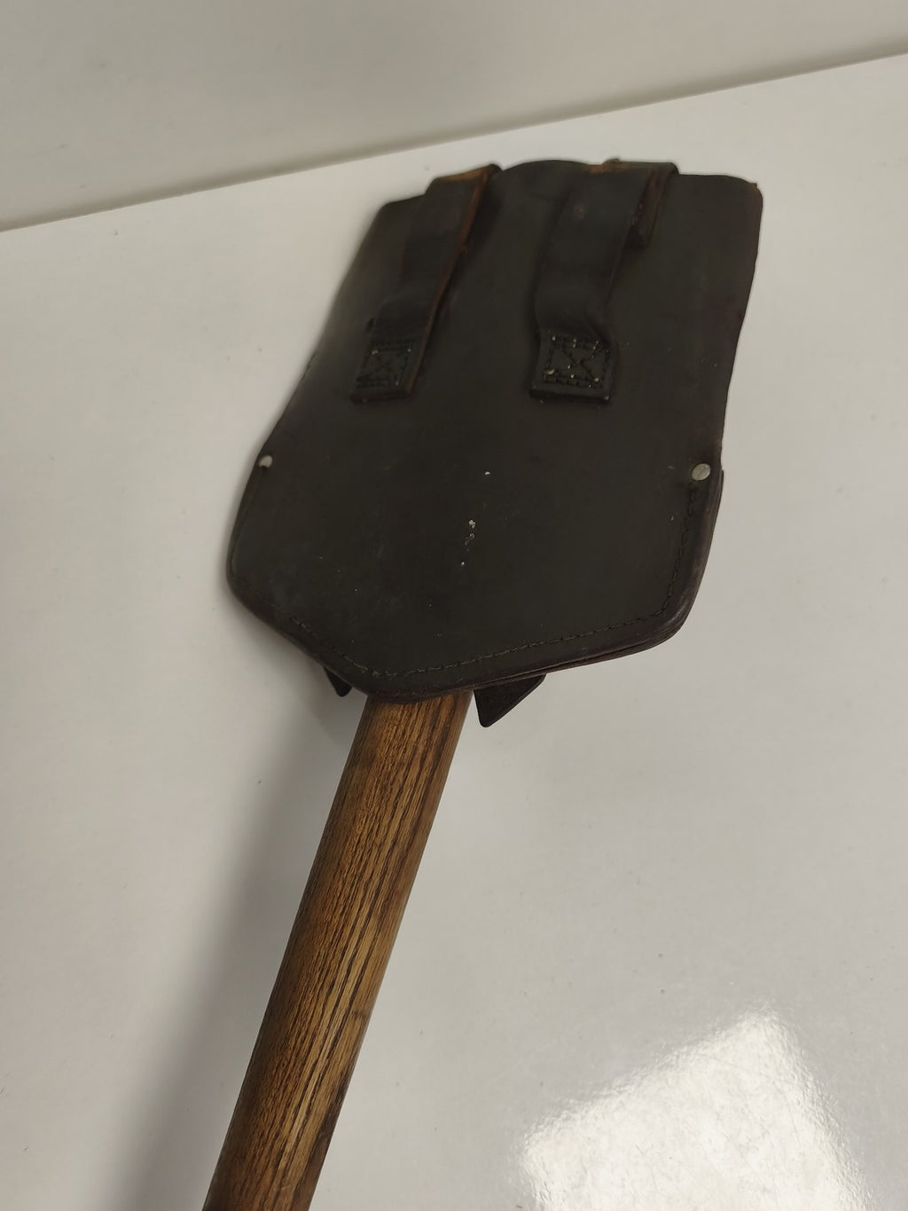 Pelle pliante allemande WW2 + étui cuir ancien militaria outil tranchée