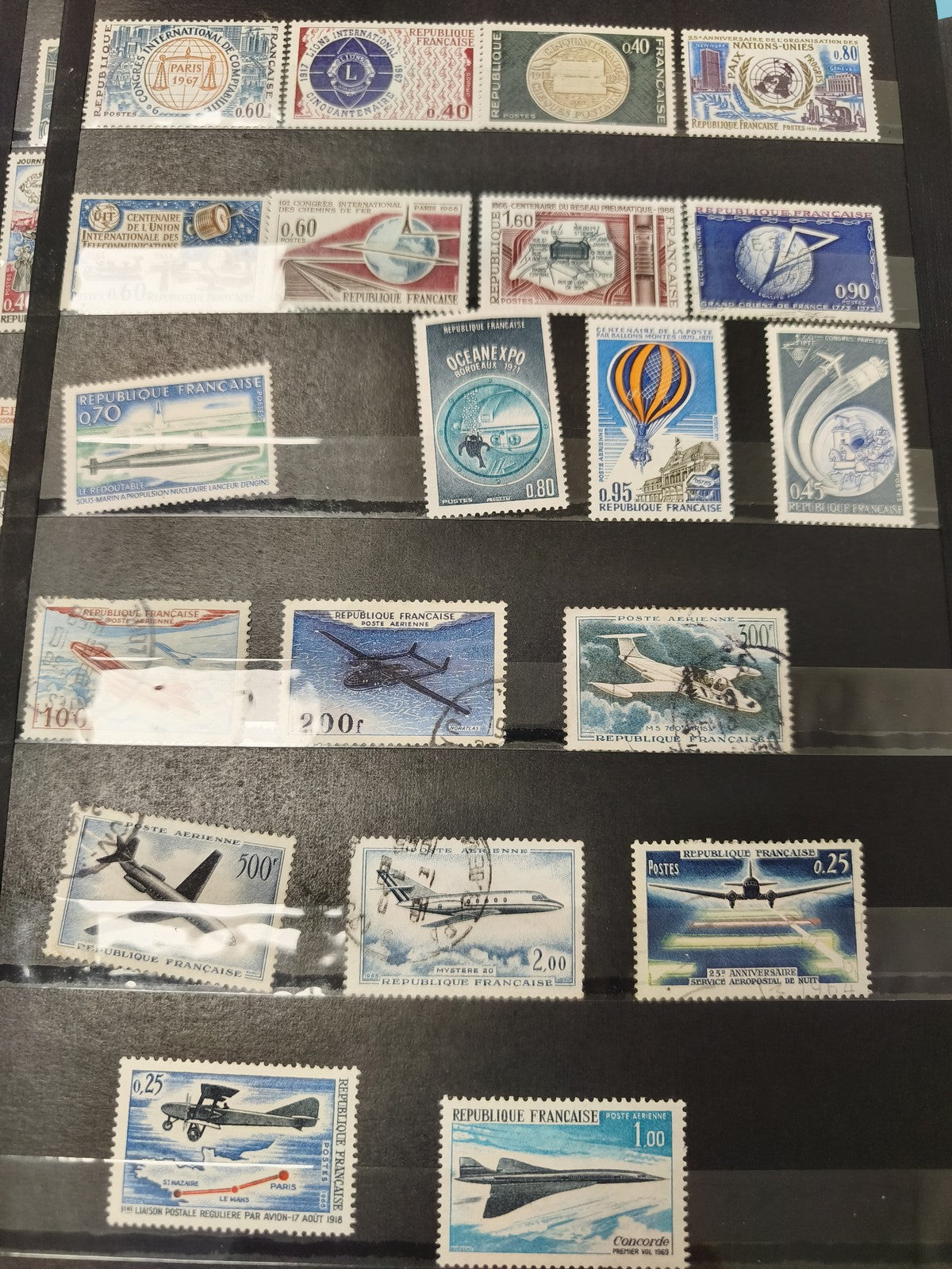 Lot anciens timbres oblitérés France aviation et aérospatiale collection vintage