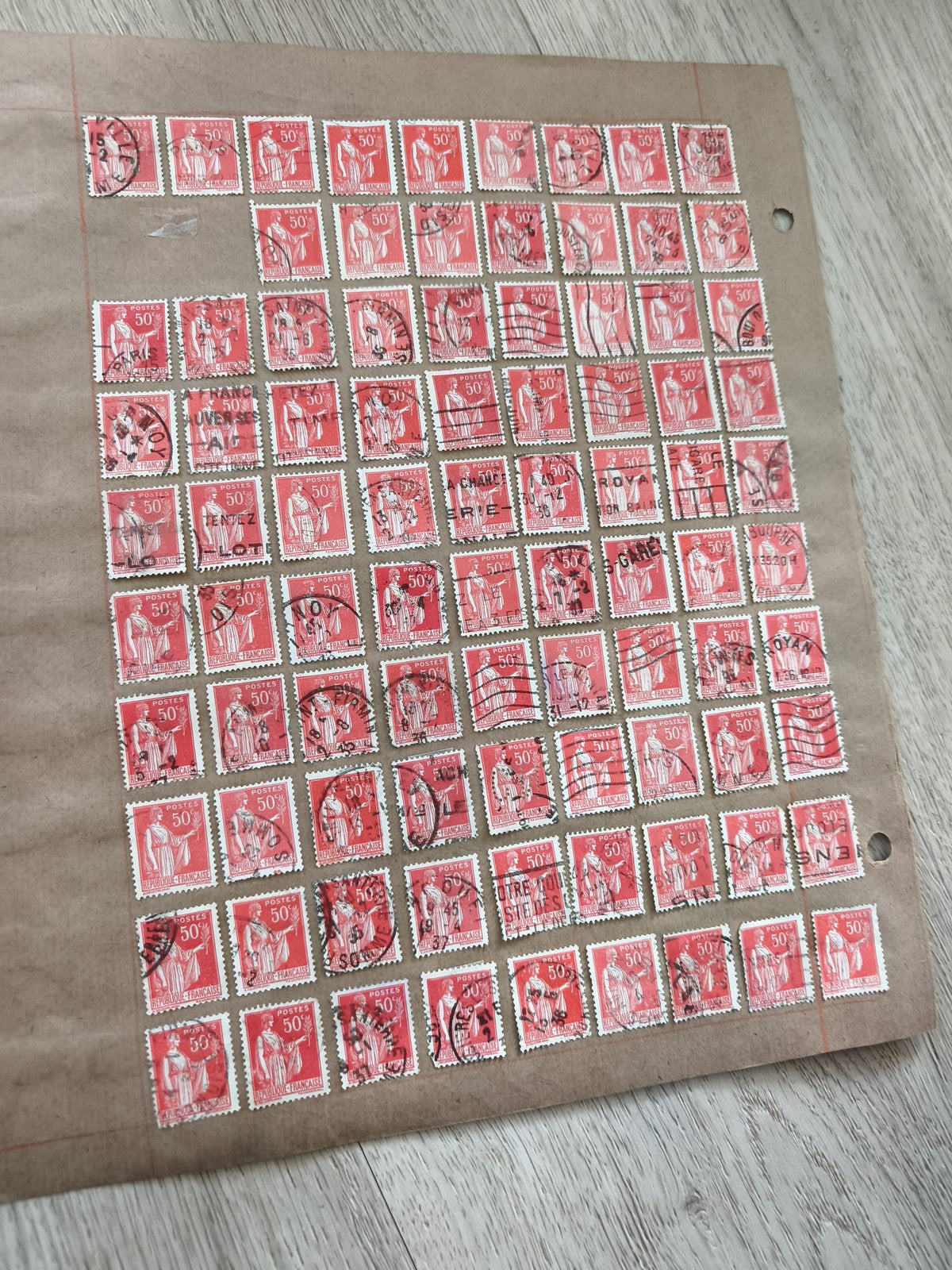 Gros lot timbres anciens Marianne 50c rouges oblitérés planche philatélie étude