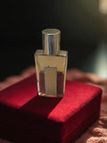 Flacon parfum vintage ESTÉE LAUDER Cinnabar ancien, déco rétro, collection
