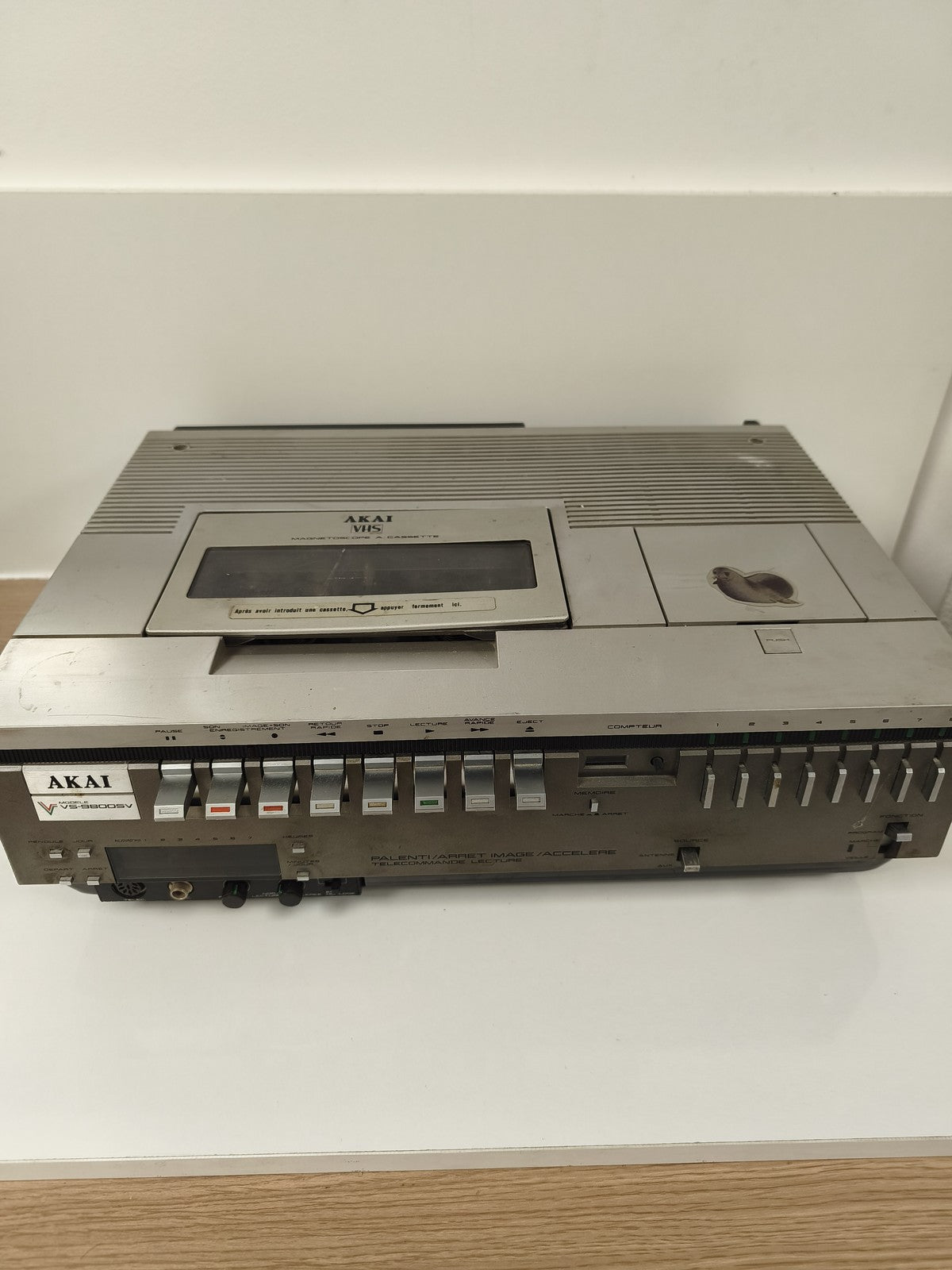 Vintage lecteur vidéo cassette Akai VS-9800SV ancien magnétoscope rétro collecti