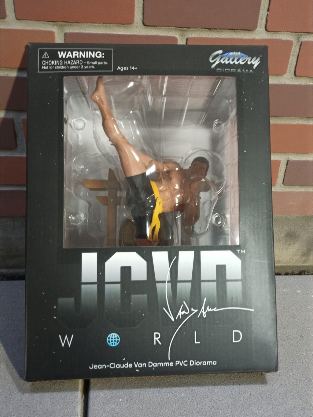 Figurine Jean-Claude Van Damme JCVD World Gallery Diorama PVC boîte