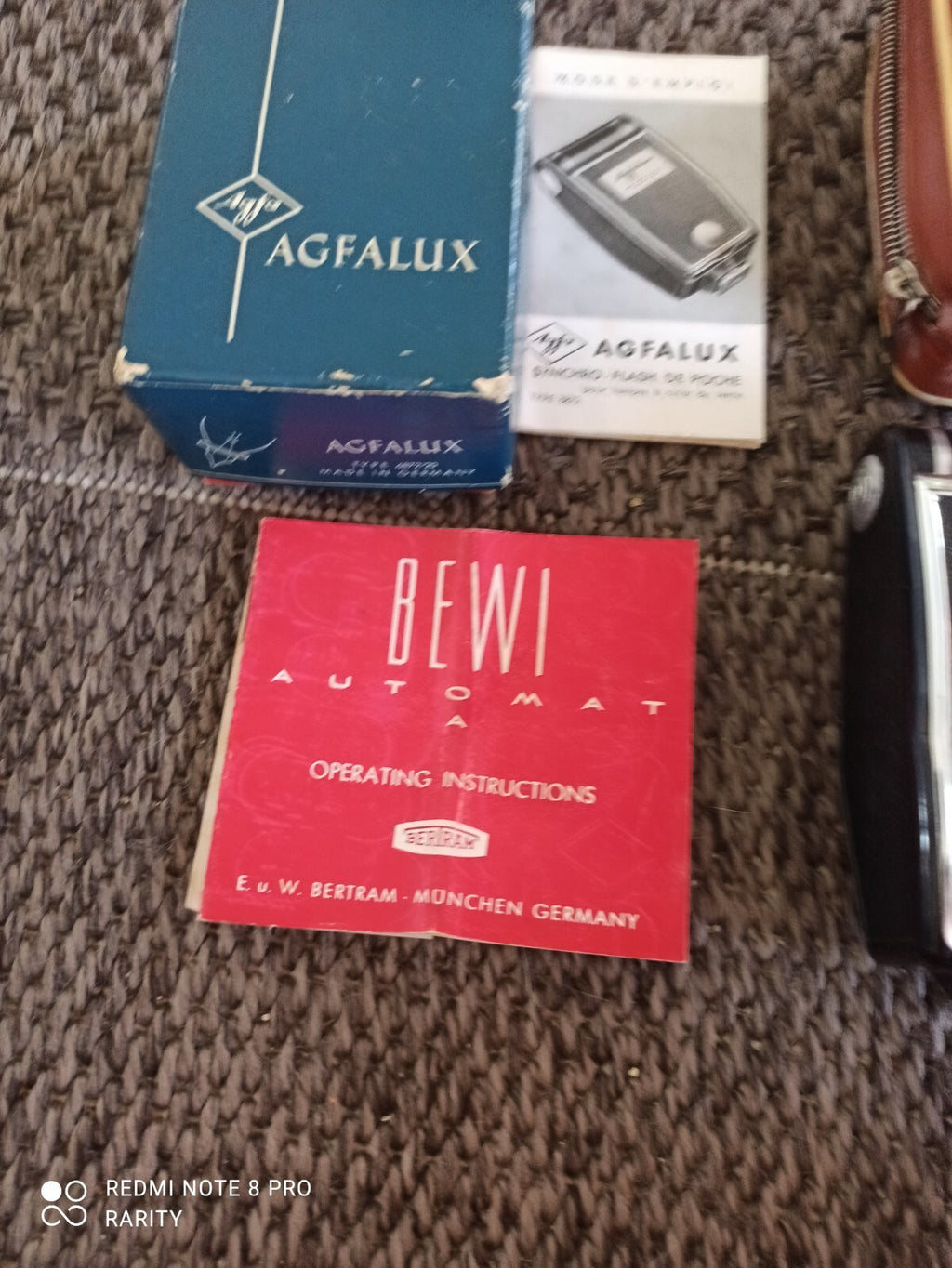 Flash photo Agfa Agfalux vintage avec étui marron et boîte d'origine