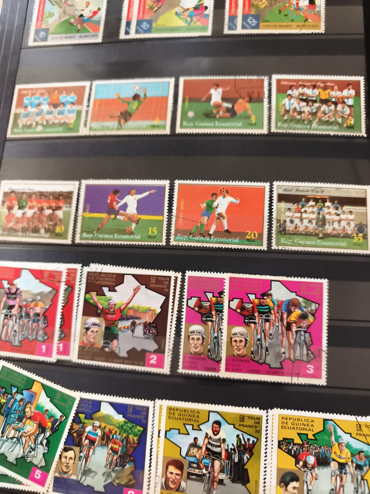 Timbres anciens sport football cyclisme Guinée Équatoriale Tour de France