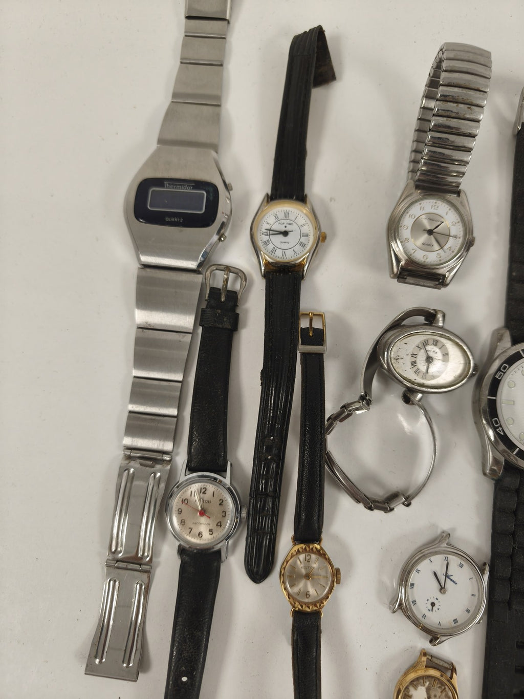 Lot montres vintage anciennes mixte, acier cuir, à restaurer ou pièces
