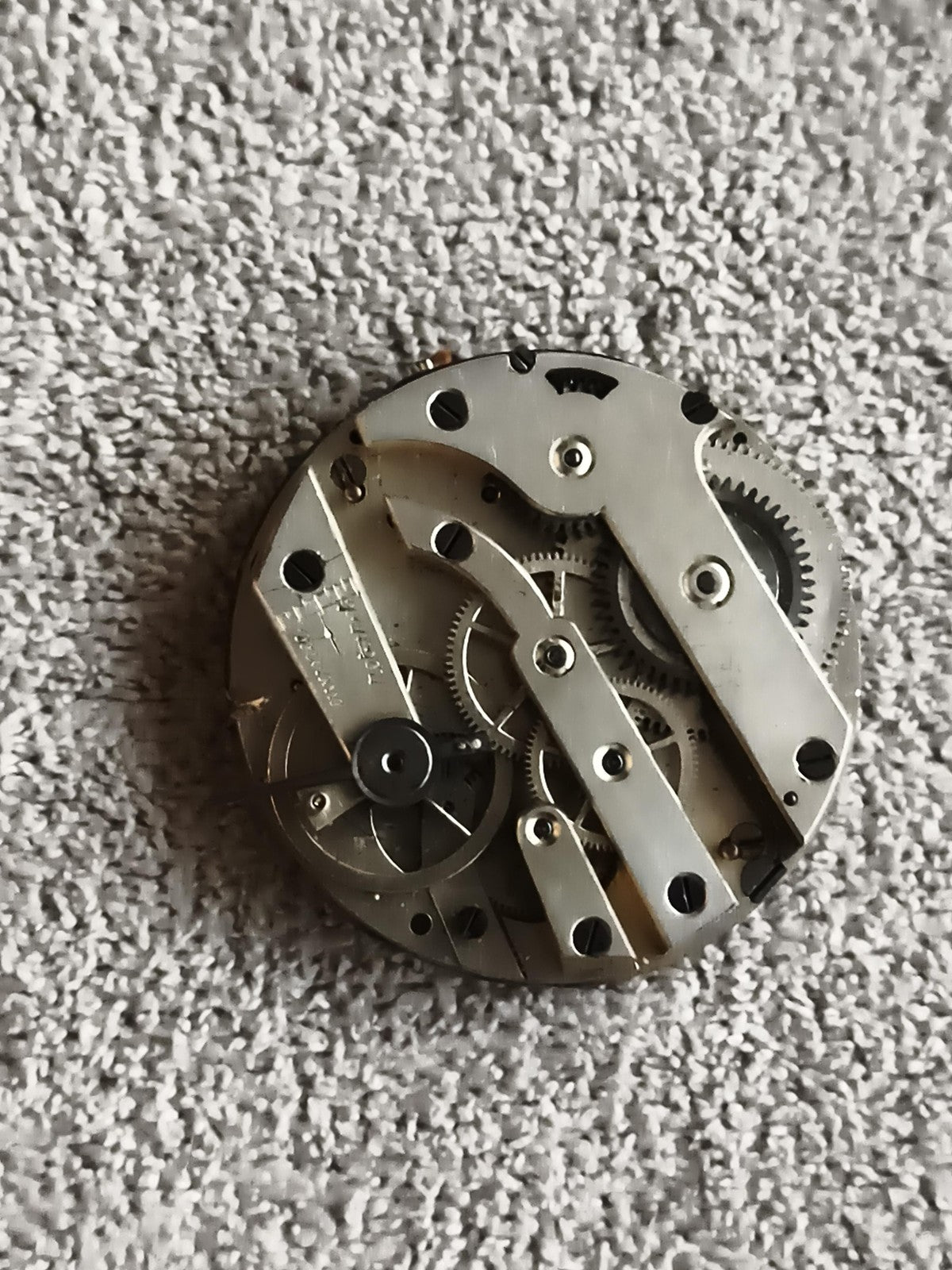 Cadran montre gousset ancien à restaurer émail blanc aiguilles dorées vintage